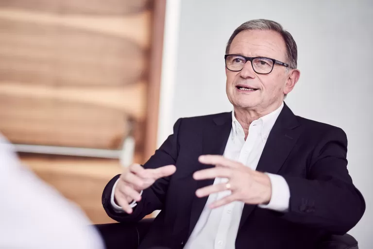 WKÖ-Generalsekretär Karlheinz Kopf im Interview mit forum.ksv