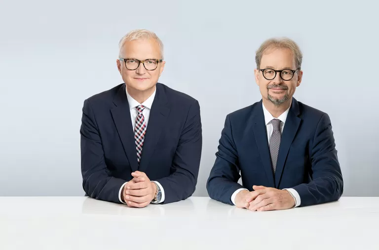 Pressefoto von Ricardo-José Vybiral und Hannes Frech