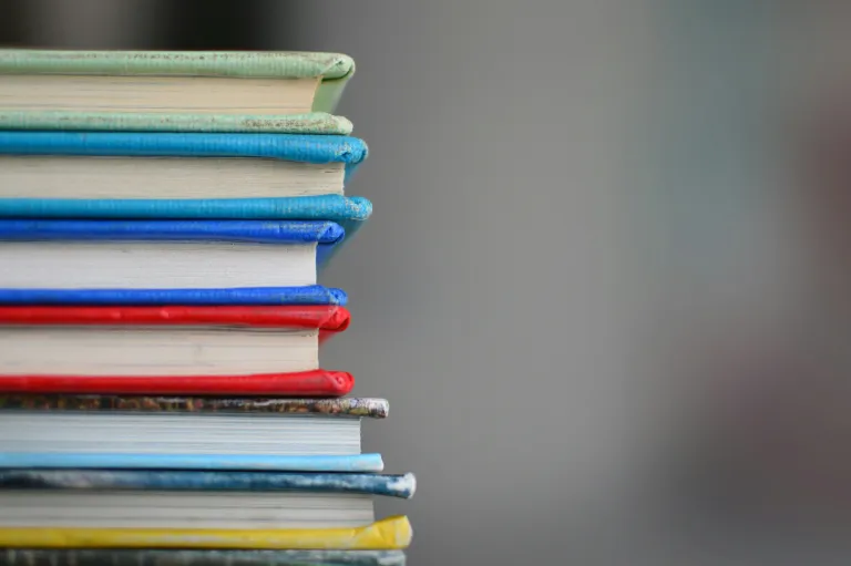Stapel von Büchern